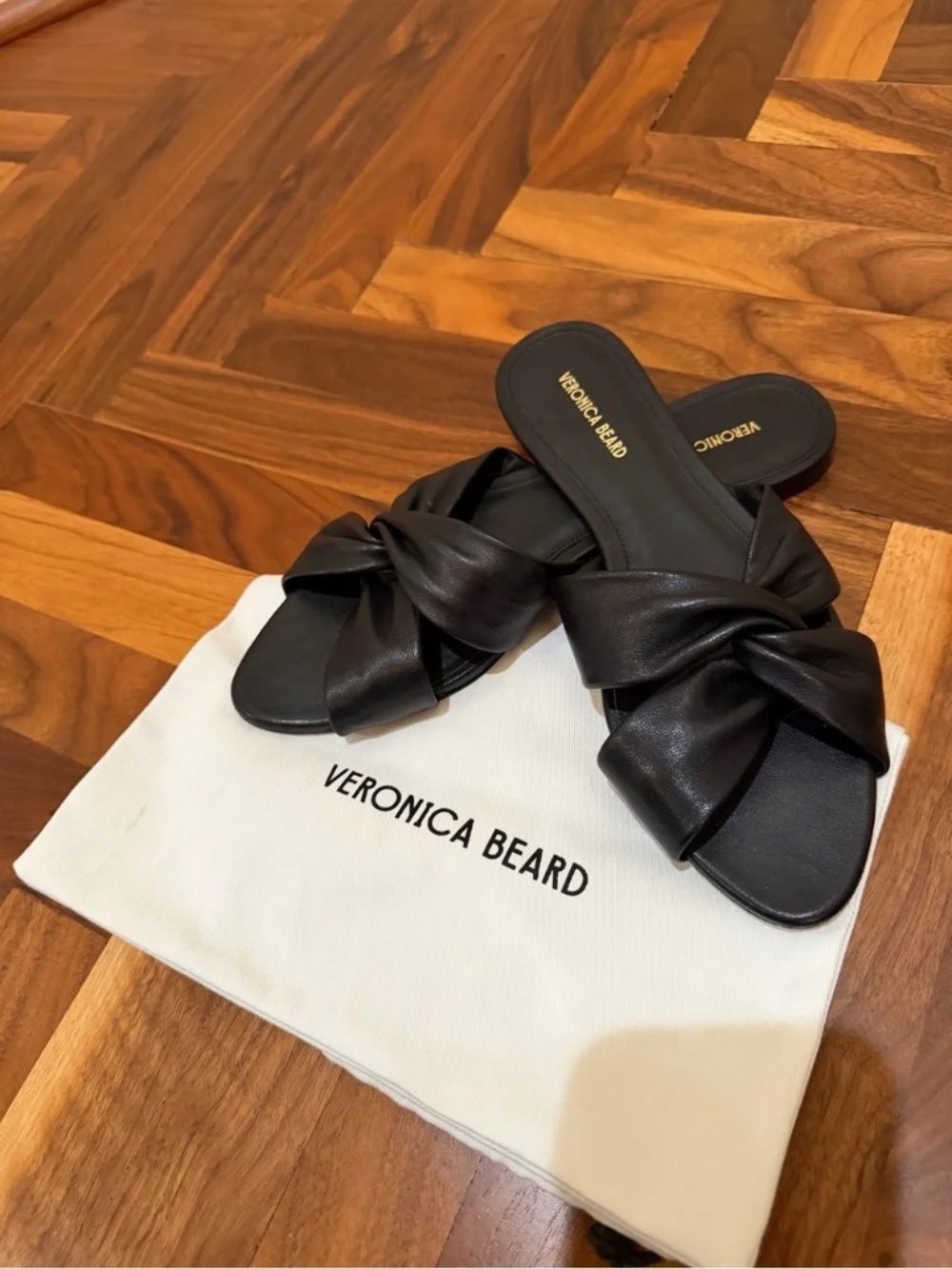 Veronica Beard Black Knotted Leather Slide size 38
